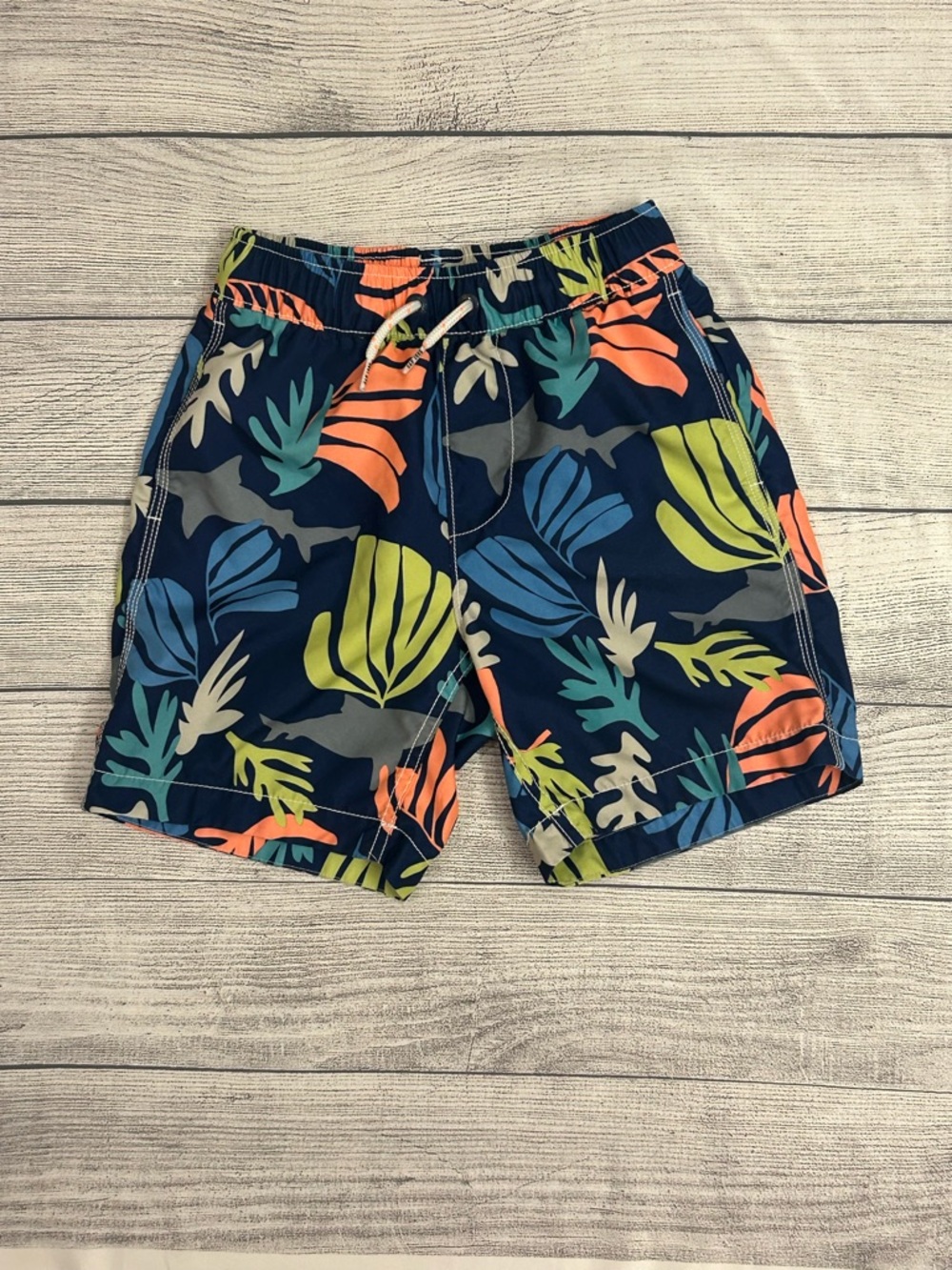 Gap Kids tropical swim trunks size M/8 boys